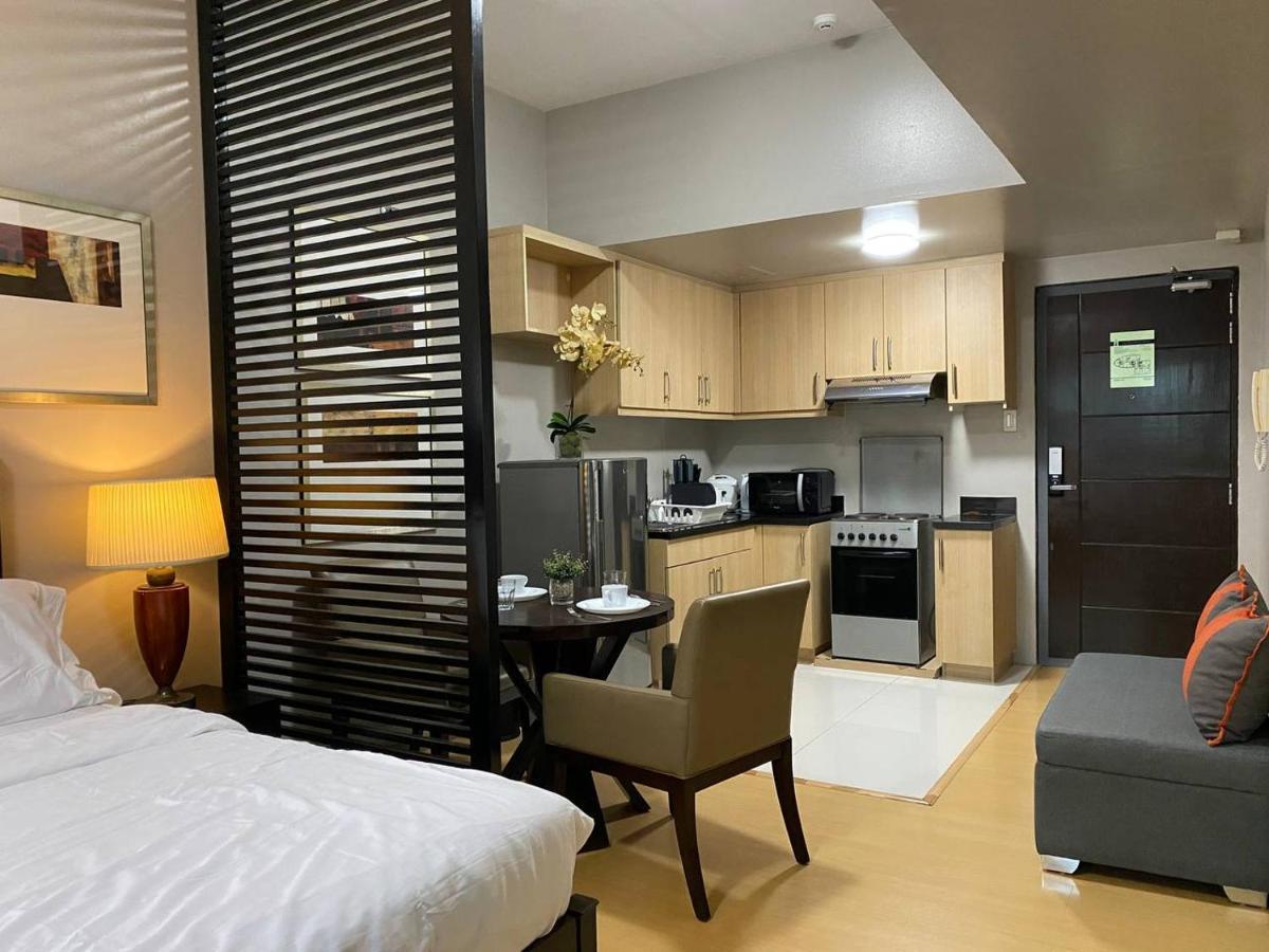 Avant At The Fort By Urban Realty Манила Экстерьер фото