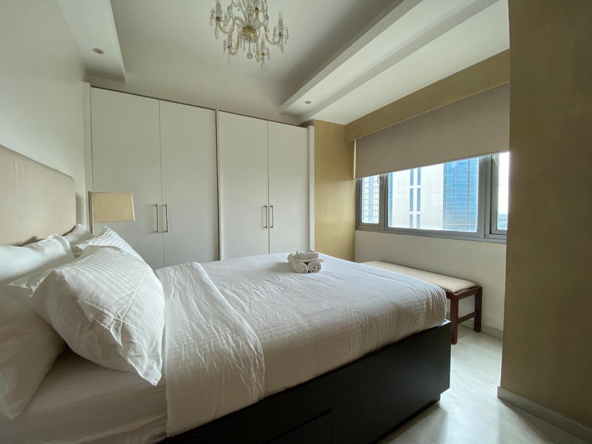 Avant At The Fort By Urban Realty Манила Экстерьер фото