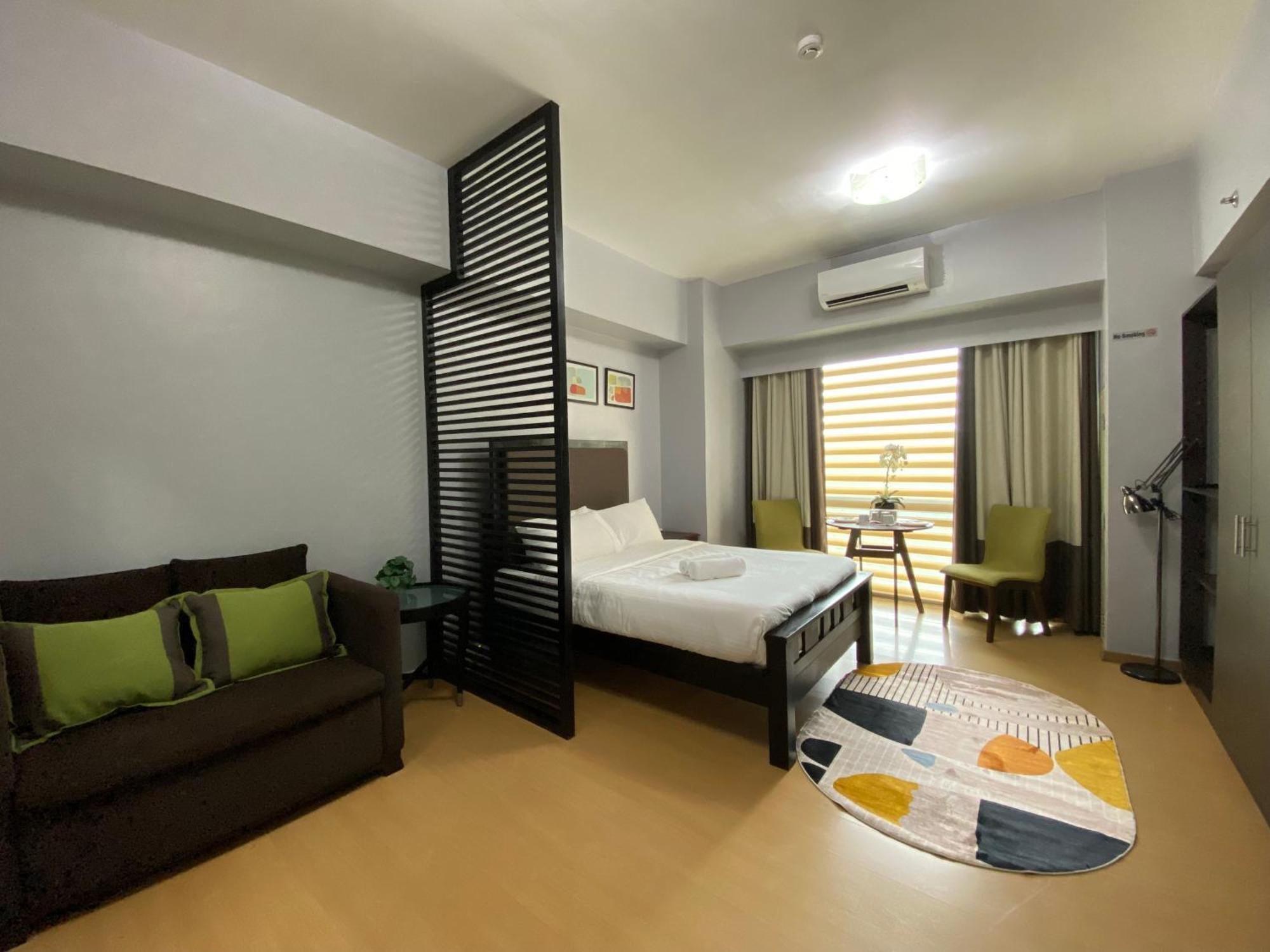 Avant At The Fort By Urban Realty Манила Экстерьер фото