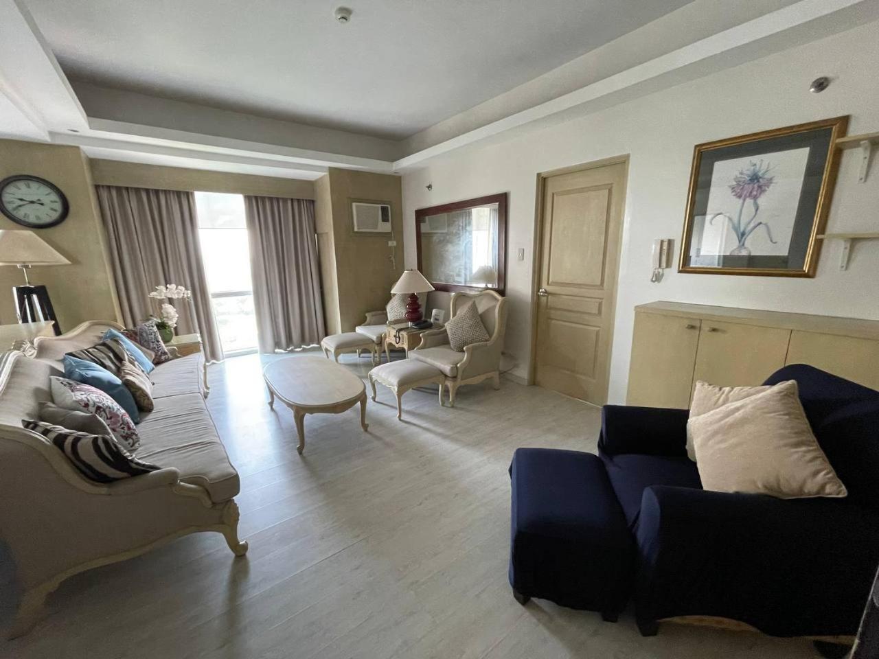 Avant At The Fort By Urban Realty Манила Экстерьер фото
