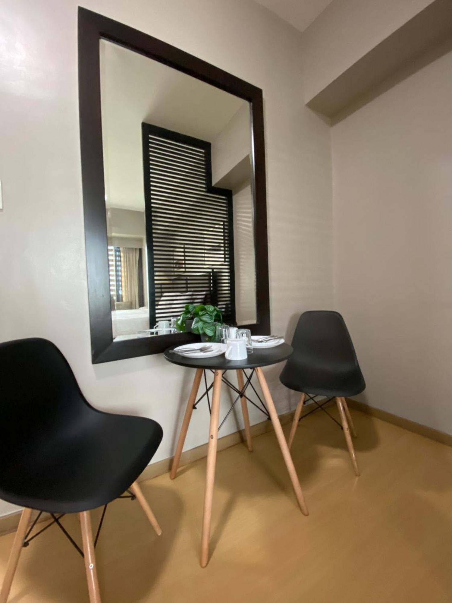 Avant At The Fort By Urban Realty Манила Экстерьер фото