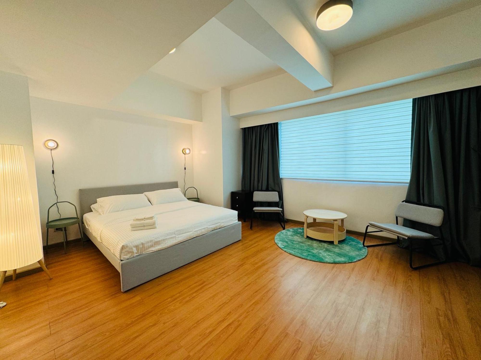 Avant At The Fort By Urban Realty Манила Экстерьер фото