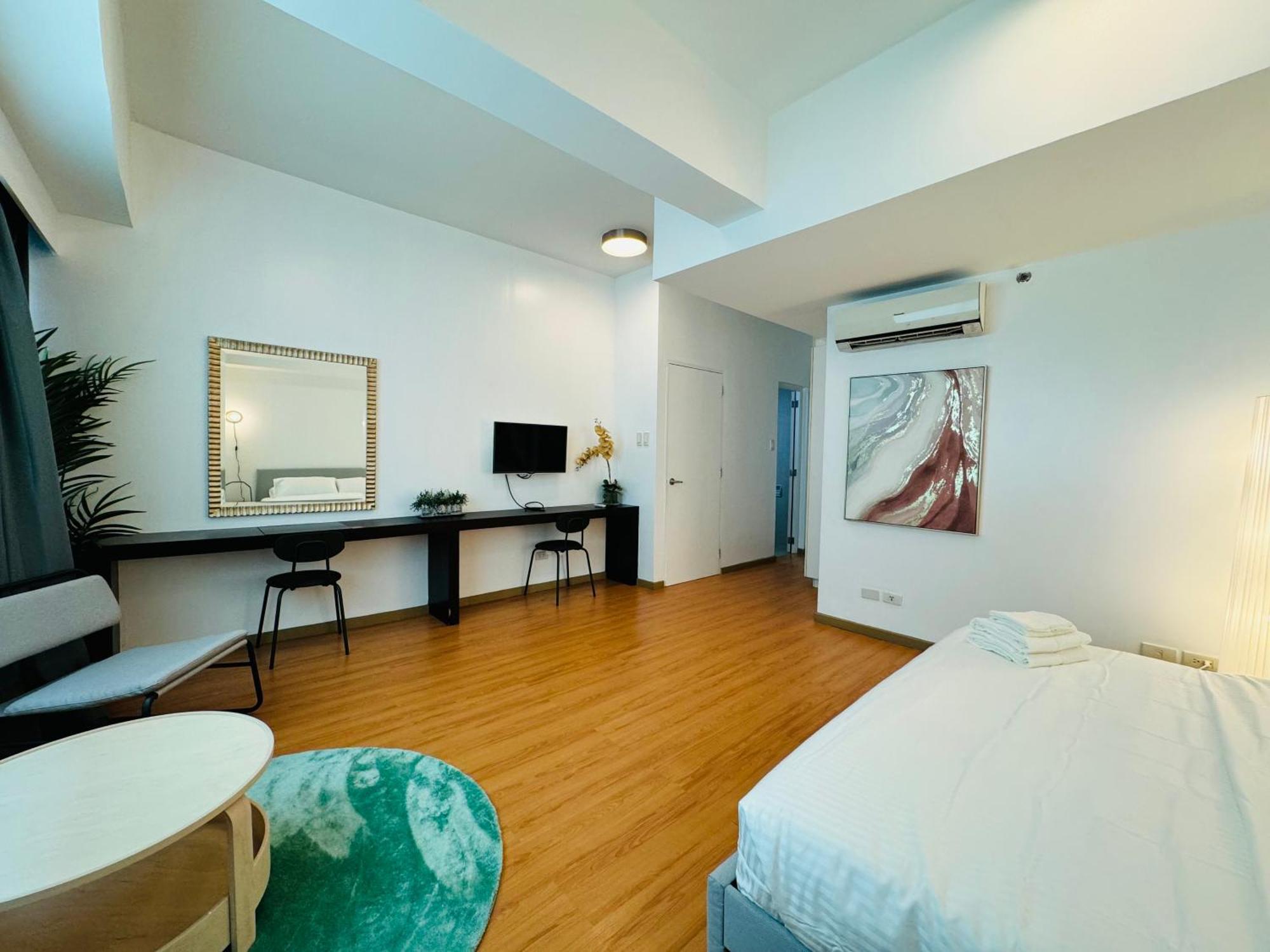 Avant At The Fort By Urban Realty Манила Экстерьер фото